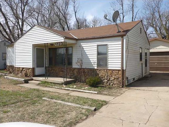 3rd image of 229 S Turkle Ave