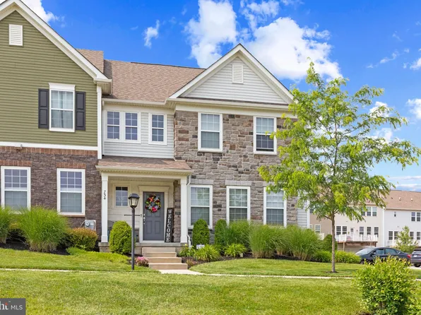734 Sun Valley Ct, Chester Springs, PA 19425