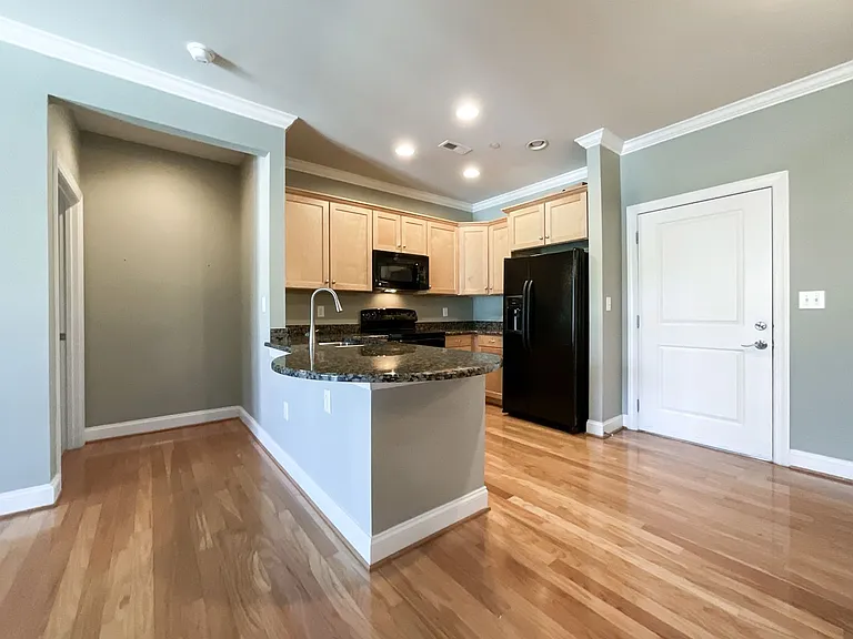518 Clarice Ave #308 — Photo 13