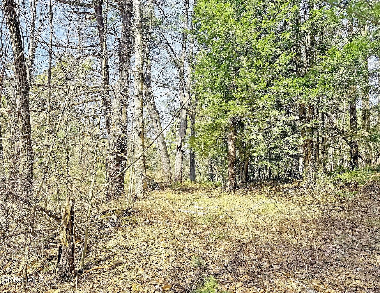 1st image of 622 Luzerne Road