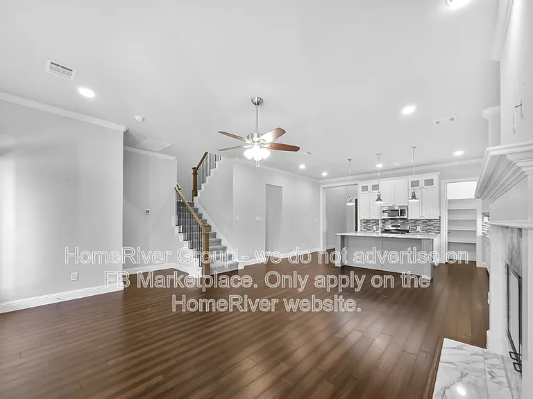 720 Mulberry Ct — Photo 4