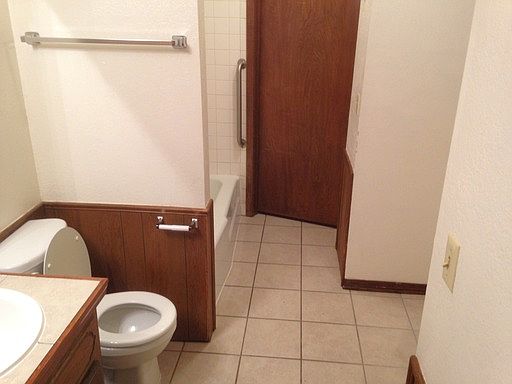 3rd image of 2246 Donna Dr