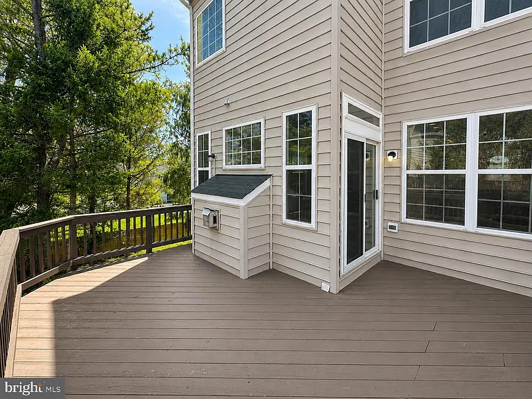 8646 Royal Worcester Ln — Photo 12
