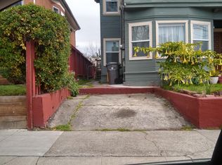 5814 Dover St, Oakland, CA 94609