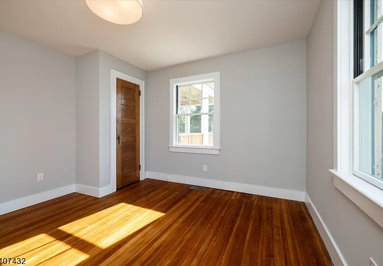 157 Forest St #1 — Photo 7