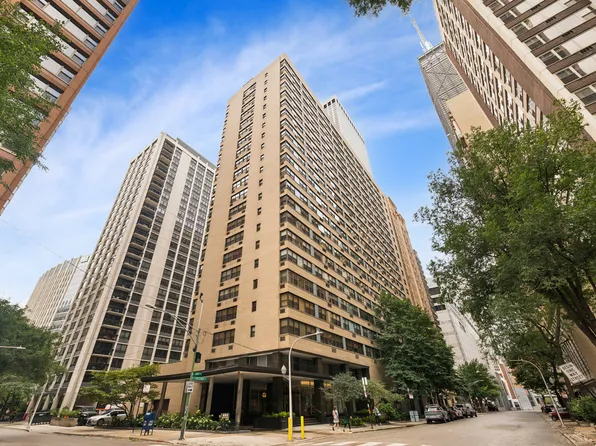 850 N Dewitt Pl APT 16E, Chicago, IL 60611