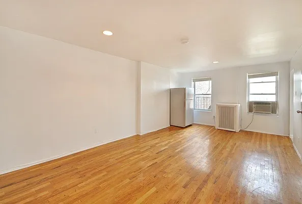 Rented by Compass | media 4