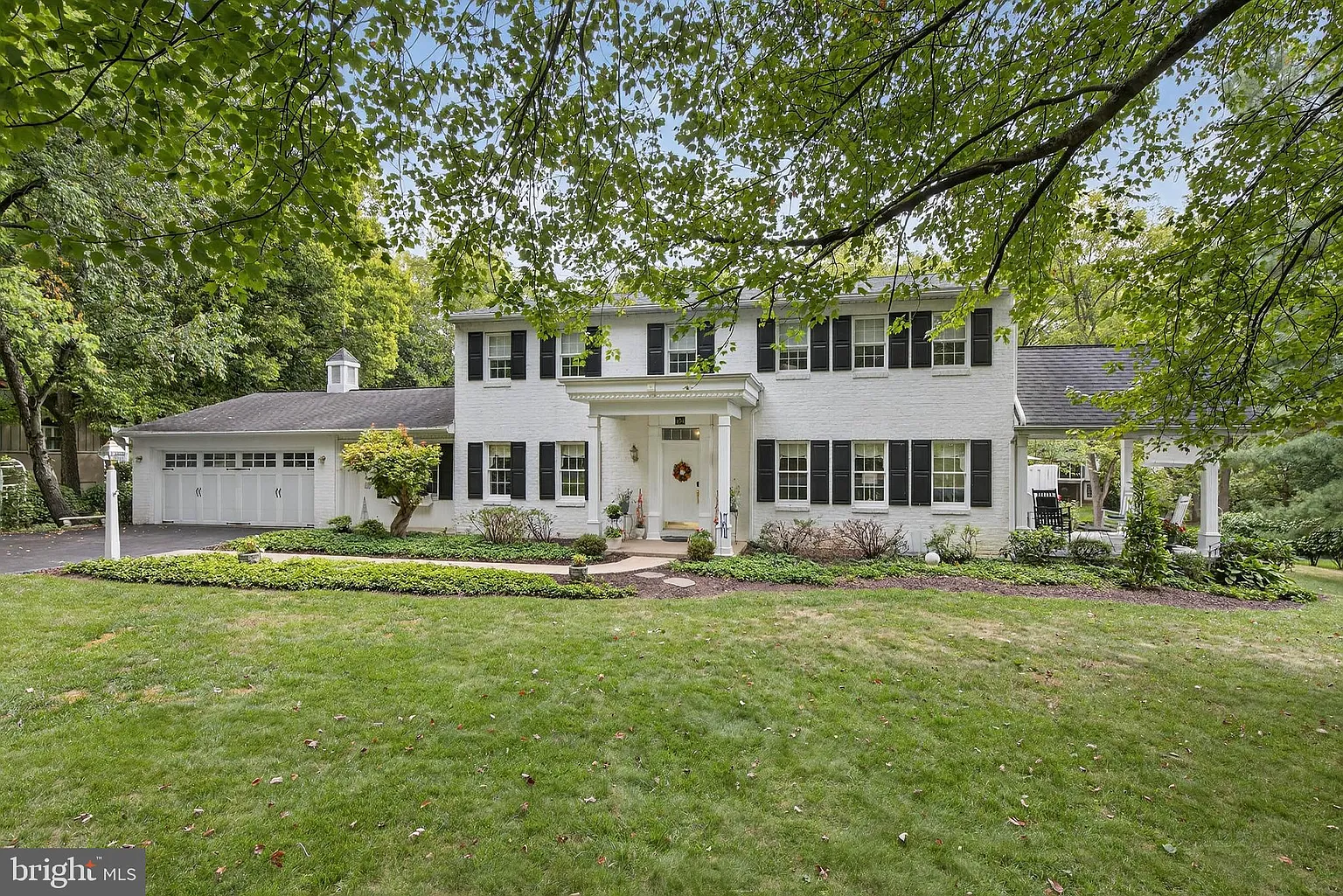 494 Northlawn Dr photo 1