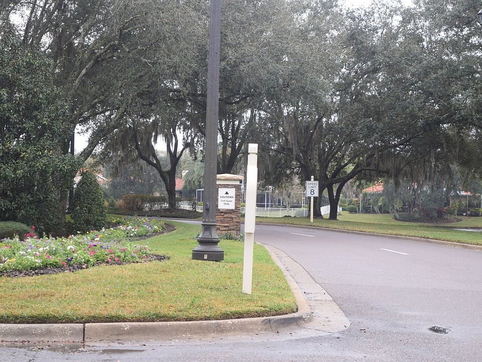 2nd image of 9481 Highland Oak Dr Unit 213