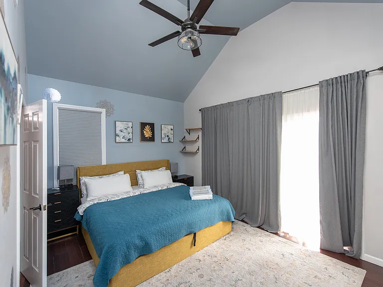 4731 Beach 47 St #2 — Photo 71