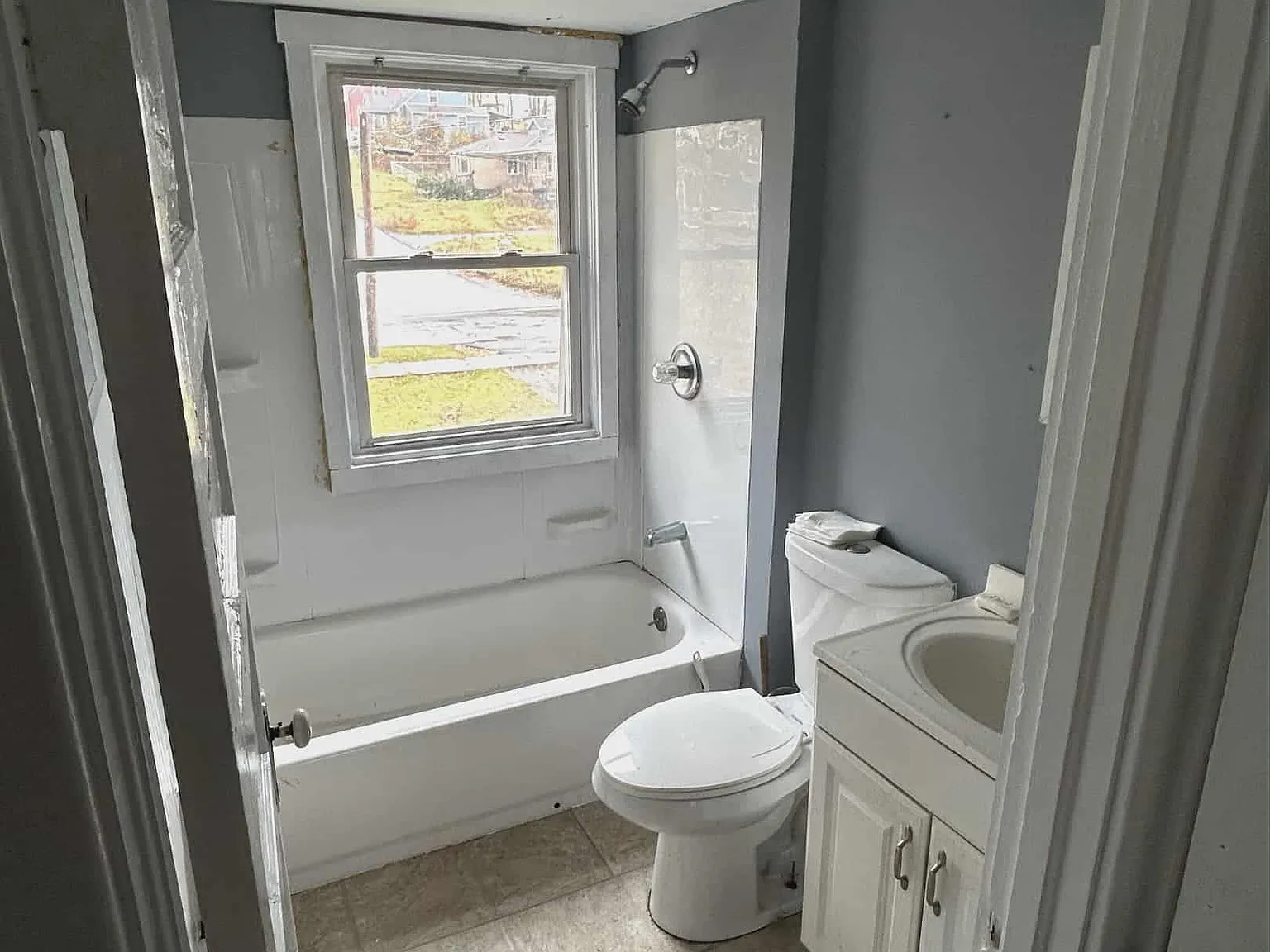 205 Lenox Ave — Photo 4