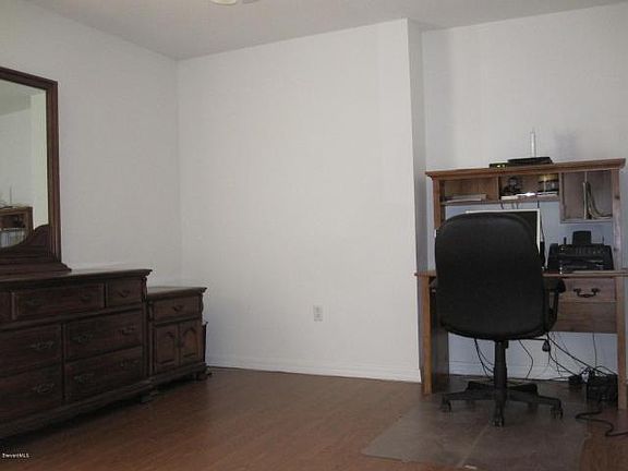 5th image of 2530 Cuyler St