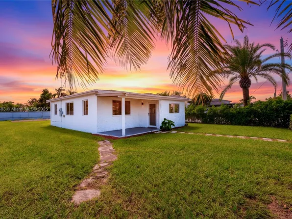 12220 SW 216th St, Miami, FL 33170