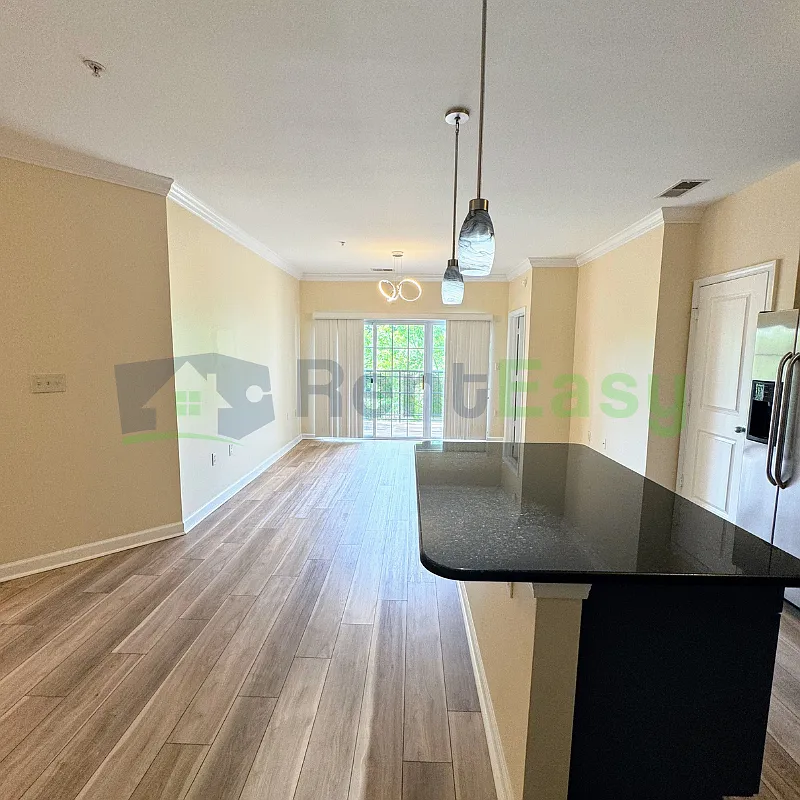 2 bed, 2.0 bath, 1084 sqft, $2,095 — Photo 4