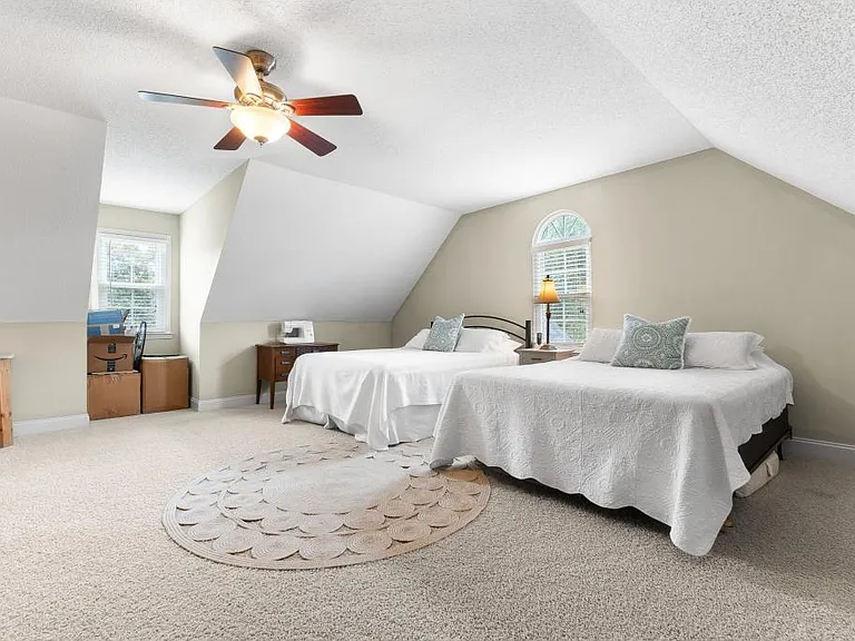 633 Thompson Mill Rd — Photo 56