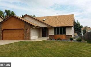 2175 Helena Ave N, Oakdale, MN 55128
