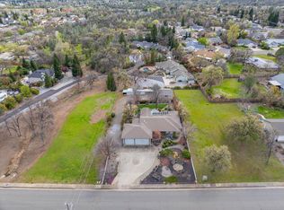 19353 Hollow Ln, Redding, CA 96003