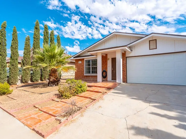 12521 Angie Bombach Ave — Photo 3
