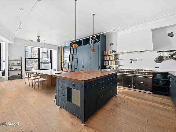 5th image of 241 W 23rd St APT 5B