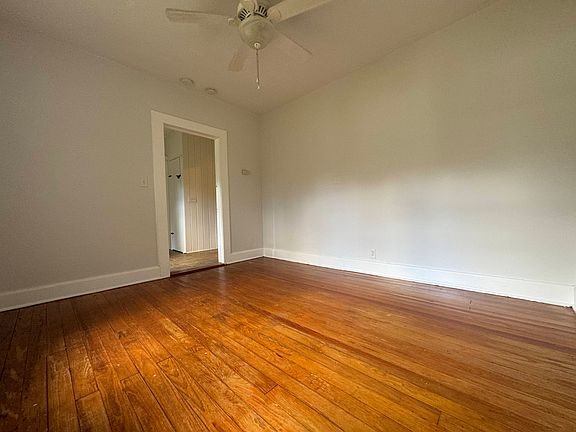 2nd image of 730 NE 10th Ave APT C