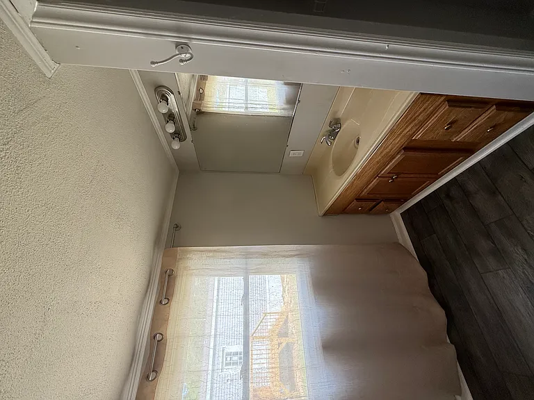 508 Cycle Ln — Photo 4