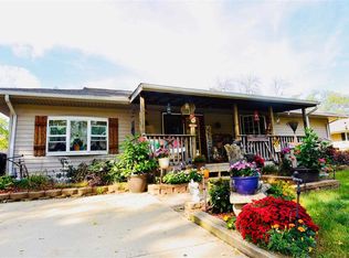 104 S Meadowview Ln, Washington, IL 61571