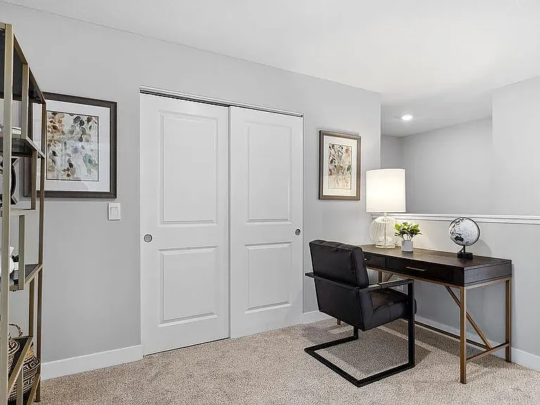 1270 Ashbury Dr — Photo 24