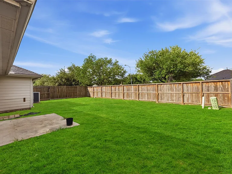 2734 Trinity Glen Ln — Photo 26