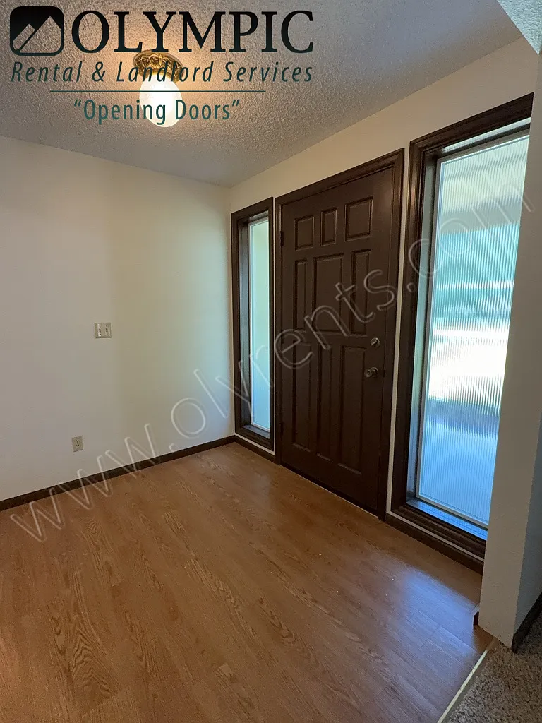 Air Conditioned 4 bd / 2.5 bath Rambler in Wilderness — Photo 4