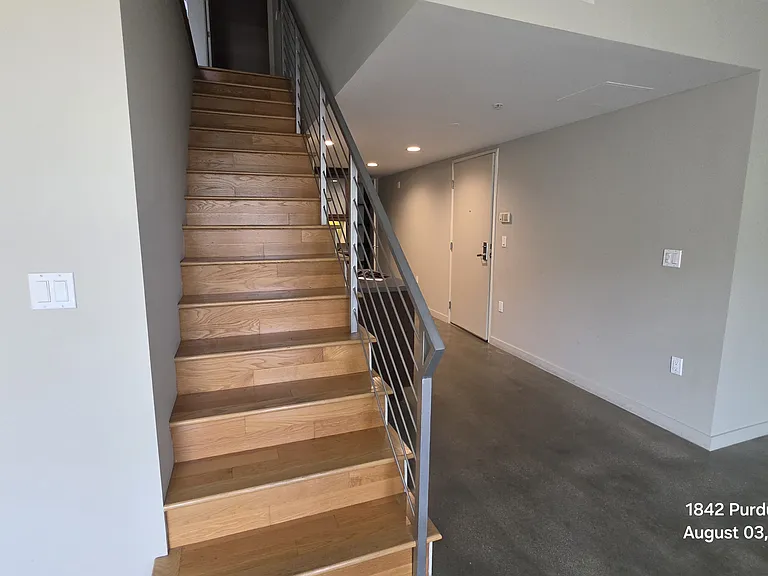 1842 Purdue Ave #105 — Photo 20