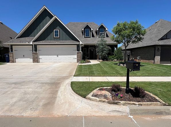 5209 NW 162nd Ter