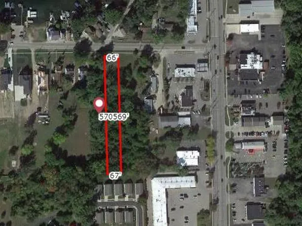 2045 S Long Lake Rd, Fenton, MI 48430