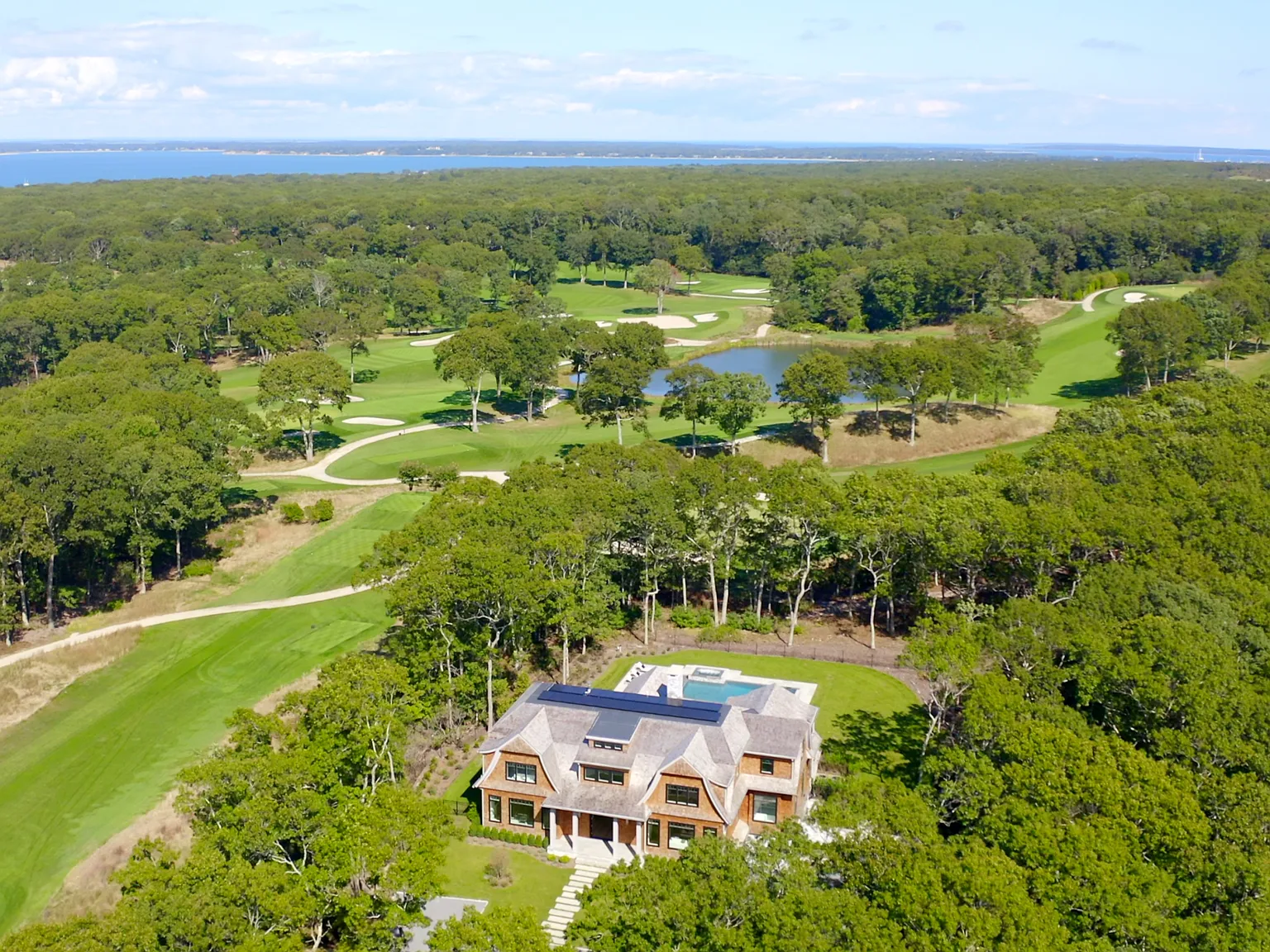 Sag Harbor 5-Acre Estate with Tennis and Views — Photo 4