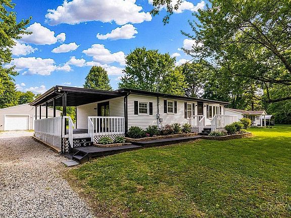 3rd image of 3177 Lindale Mount Holly Rd