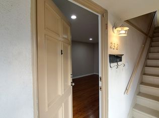 Cordova 230 - 232, Burbank, CA 91505