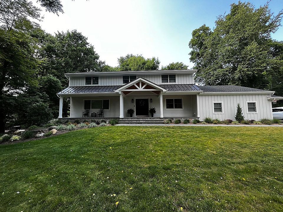 1st image of 6 Natmark Ct