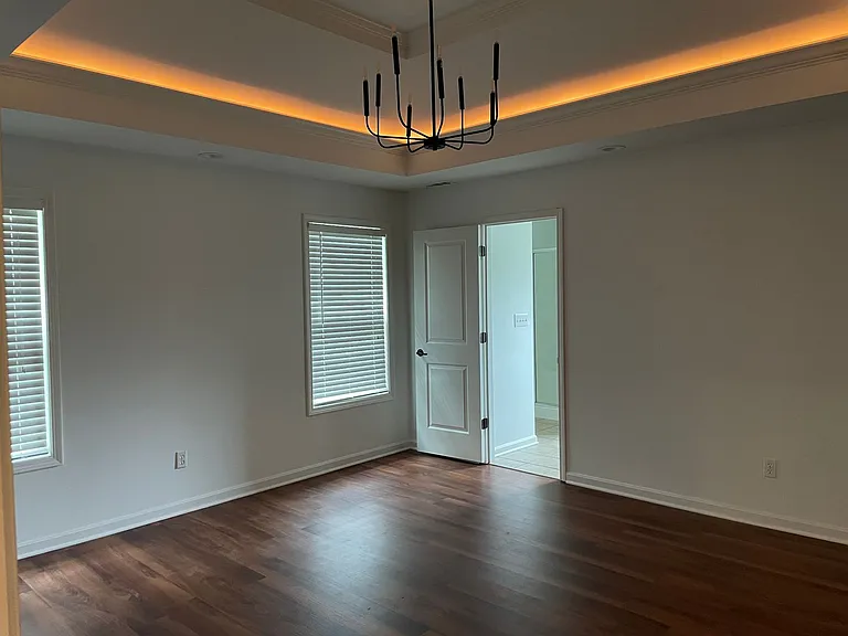 8505 Saurel Dr — Photo 9