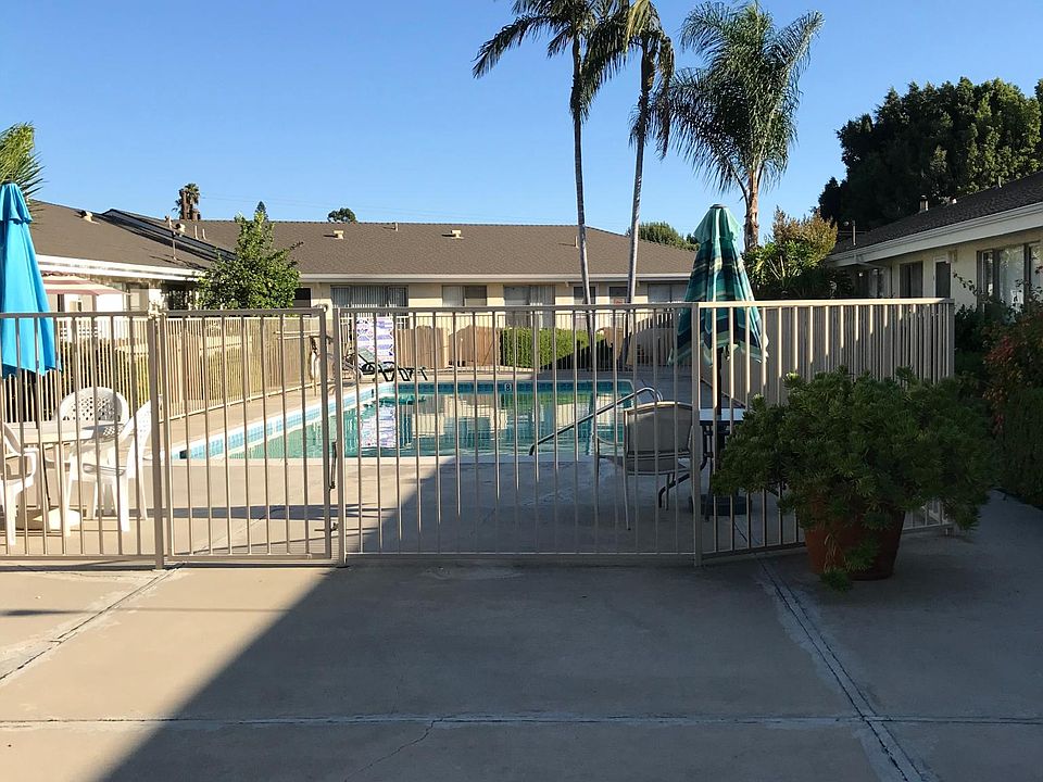 2nd image of 310 W Valencia Mesa Dr #11