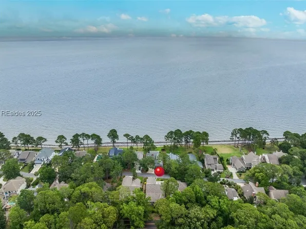28 Dolphin Point Ln, Hilton Head Island, SC 29926