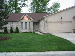 41238 Fortuna Dr E, Clinton Township, MI 48038