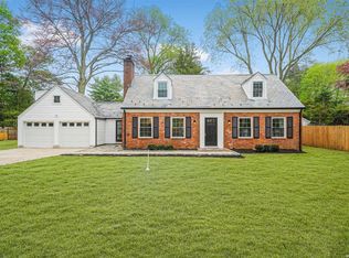 12 Marion St, Greenvale, NY 11548