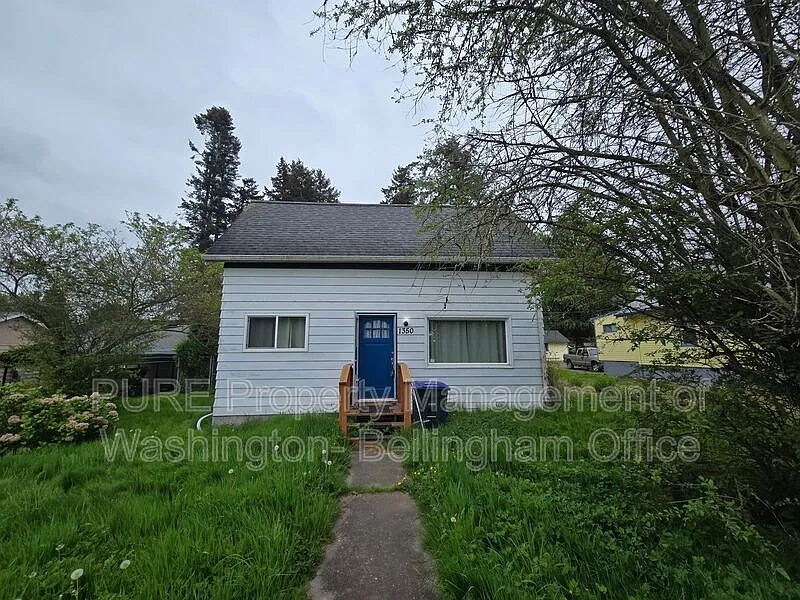 Building Photo - 1350 Mitchell Ave
