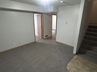 2910 N 42nd St #2, Lincoln, NE 68504