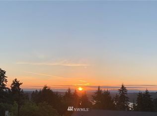 16313 35th Ave NE, Lake Forest Park, WA 98155