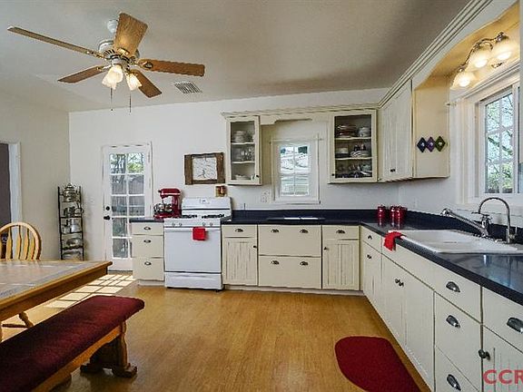 4th image of 1231 Cuesta St