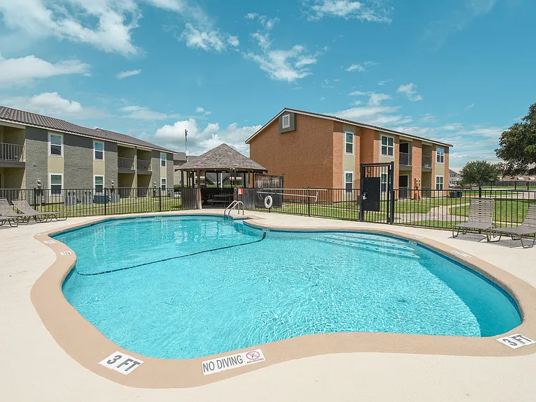 The Villas Apartments — Photo 66