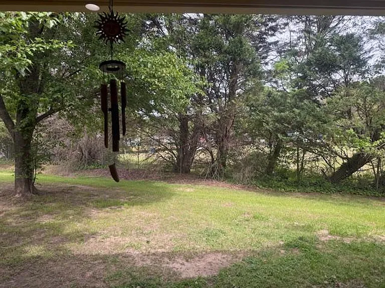 200 Old Spring Hill Ln — Photo 8