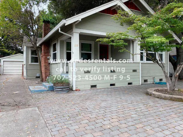 228 Carrillo St, Santa Rosa, CA 95401