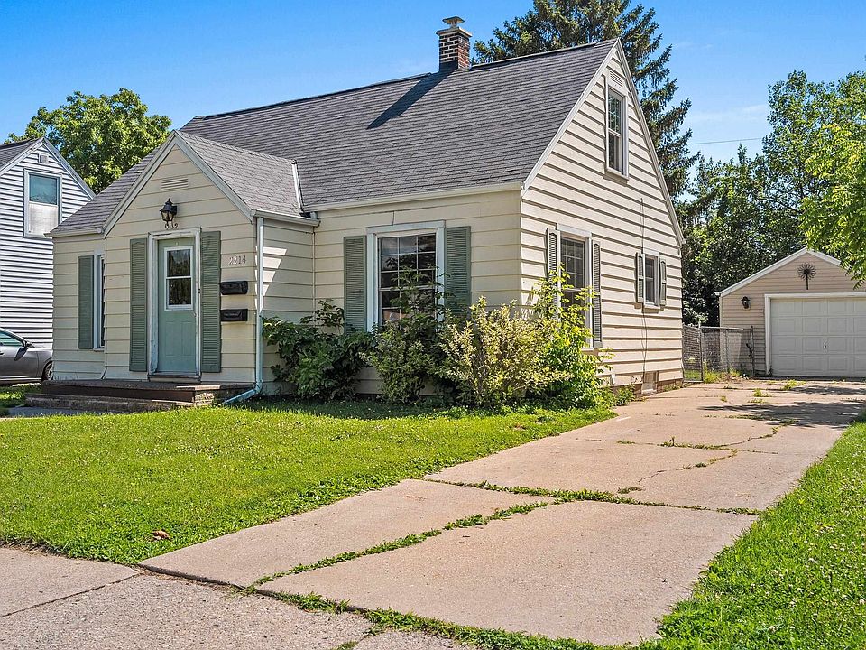 1st image of 2214 N Division St