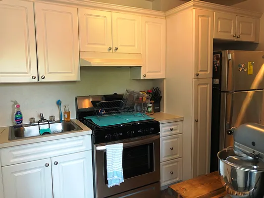 Rented by Prime Realty | media 2